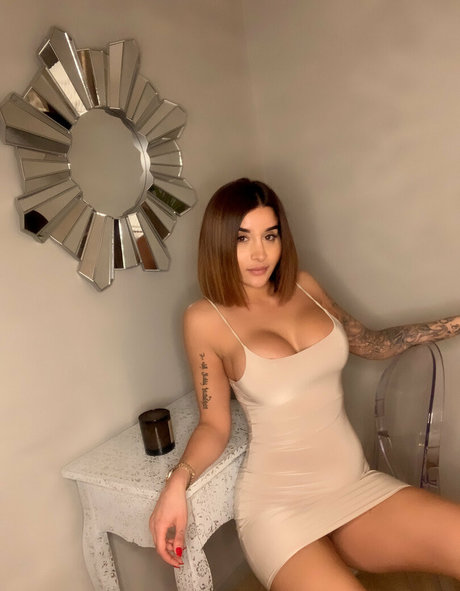 priya y Nacktbilder auf OnlyFans