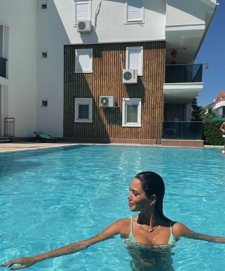 bernacalanthe Nackt Leaks OnlyFans