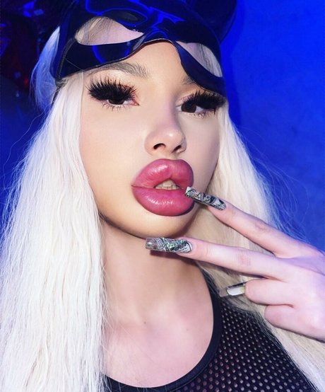 Russian Bomba Tut OnlyFans-Leaks