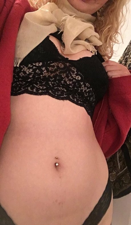 emis18now OnlyFans Nackt Leaks