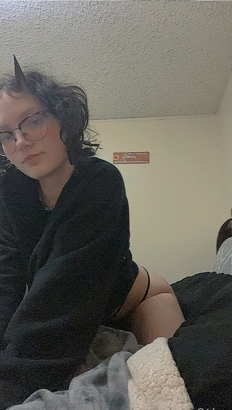 manicm0ths OnlyFans Nacktbilder geleakt