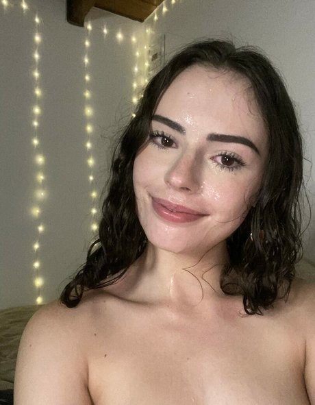 Stellaviolet Oben ohne OnlyFans