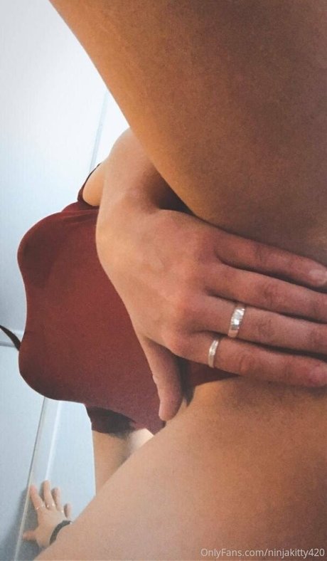 ninjakitty420 OnlyFans-Leak