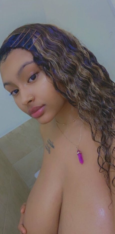 TheyLoveBadu Nackt auf OnlyFans Leak