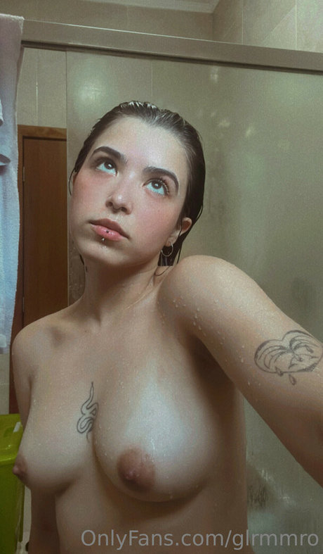 glrmmro OnlyFans Bilder