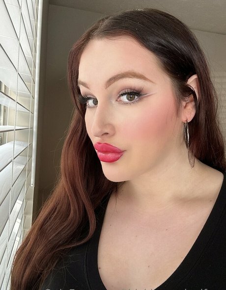 thickbunnylexifree OnlyFans Bilder nackt