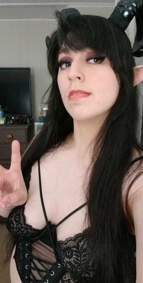 raina traina Nacktbilder OnlyFans geleakt