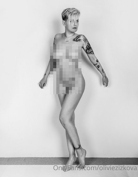 oliviezizkova OnlyFans Joi