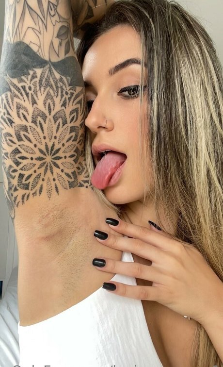 louiseadams OnlyFans-Bilder