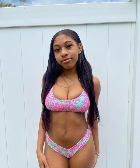 Elyse Rey Nackt OnlyFans