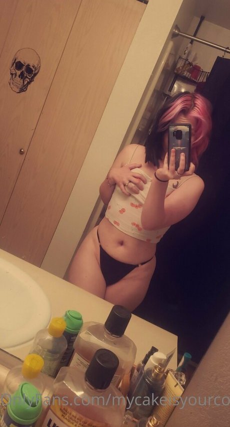 mycakeisyourconfectionto OnlyFans Nacktfotos