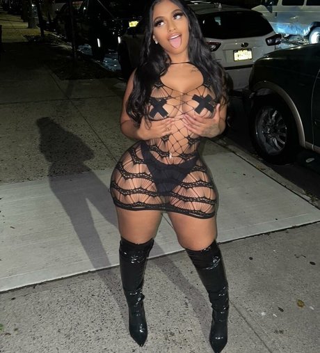 Princess A1naniee Profilbild