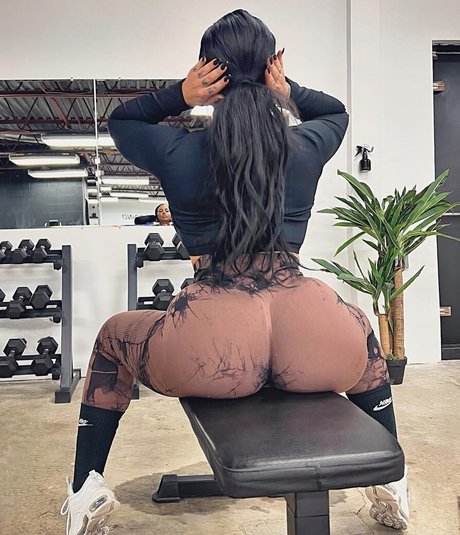 Vanessa bootybuilder OnlyFans Fotos