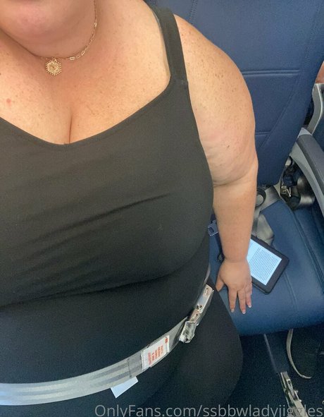 ssbbwladyjiggles OnlyFans Star