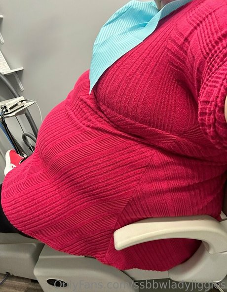 ssbbwladyjiggles OnlyFans Leak
