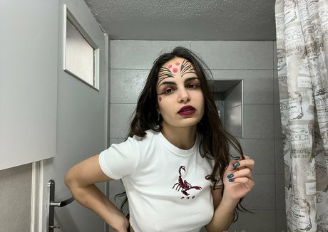 richelis Nacktbilder von OnlyFans