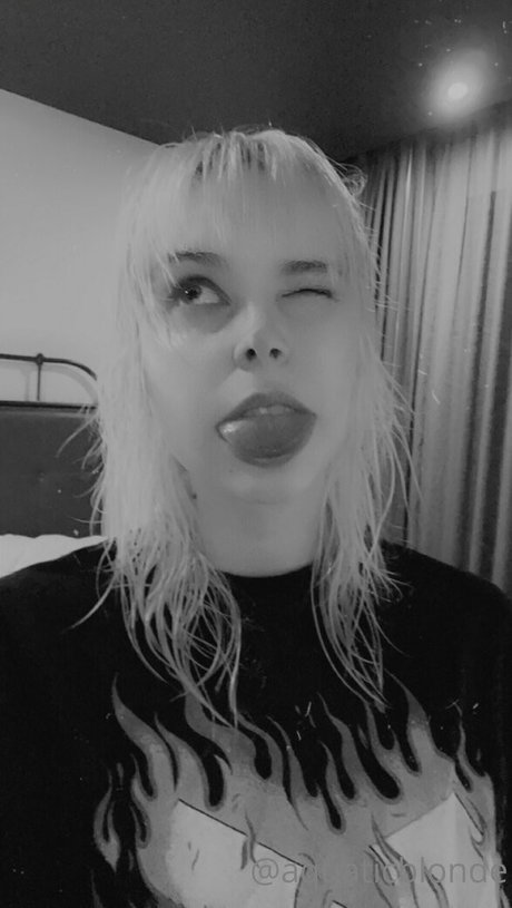 porcelainblues NurlyFans-Pornos