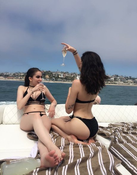 autumngravesz OnlyFans Gratis-Inhalte