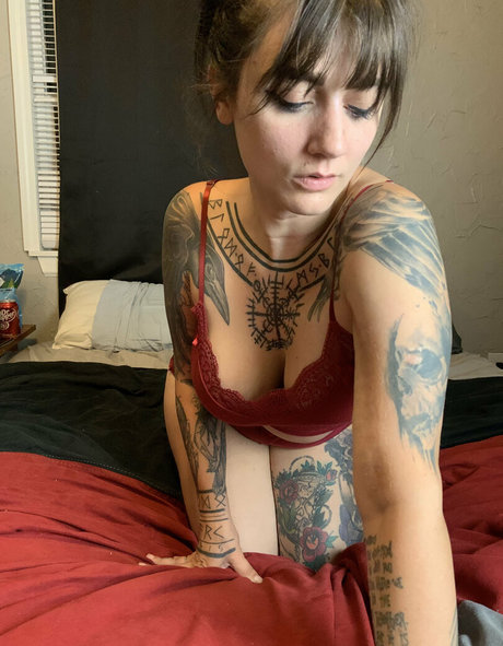 freyjaluv1 Auf OnlyFans