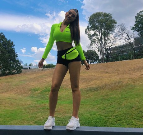 Molly Shield Leaked OnlyFans Sex