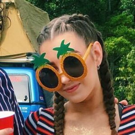 Molly Shield Sexy OnlyFans