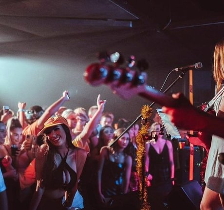 Molly Shield OnlyFans kostenlos geleakt