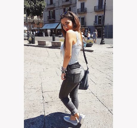 Paola Arena Porn OnlyFans Leak