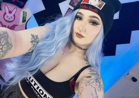 saphiramay OnlyFans Beiträge