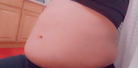 ellaeating Leaks von Nacktbildern auf OnlyFans