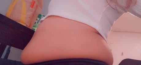 ellaeating OnlyFans Bilder geleakt