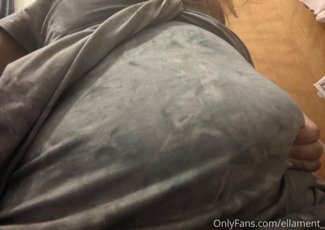 ellaeating Nacktpornos von OnlyFans geleakt