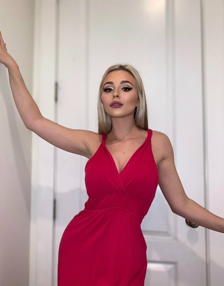 Martina Eliza Nacktbilder von OnlyFans geleakt