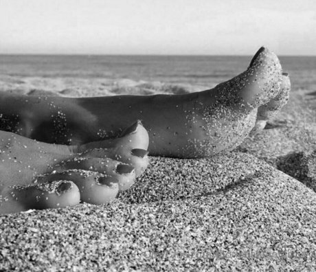 footfetishfantasyyyy OnlyFans Striptease