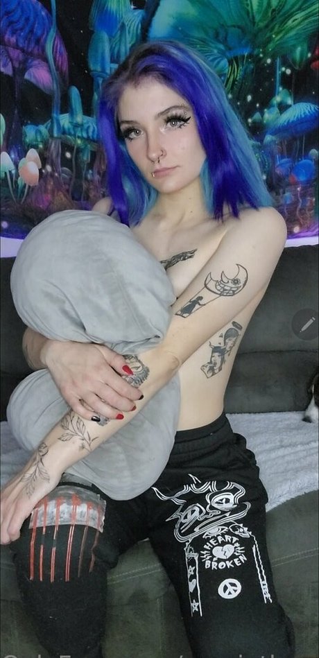 graciethomasvip OnlyFans Strip