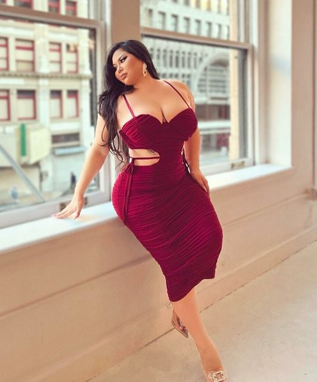 Mizuki Brown Nacktbilder auf OnlyFans