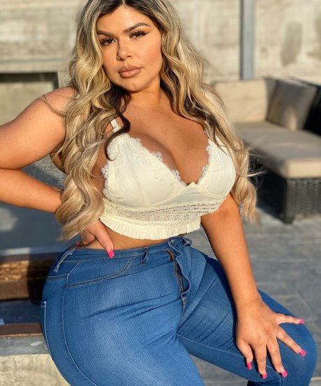 Michelle Mendez OnlyFans Mega