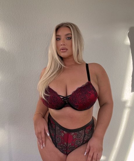 Taya Christian XXX OnlyFans