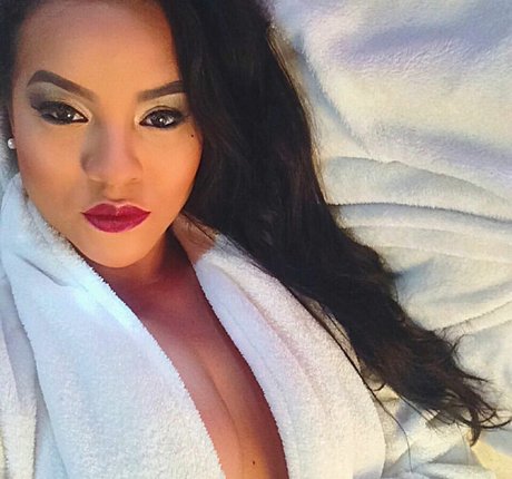 Toni Salina Chee Young Nacktbilder geleakt OnlyFans