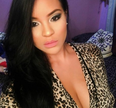 Toni Salina Chee Young Nacktbilder von OnlyFans geleakt