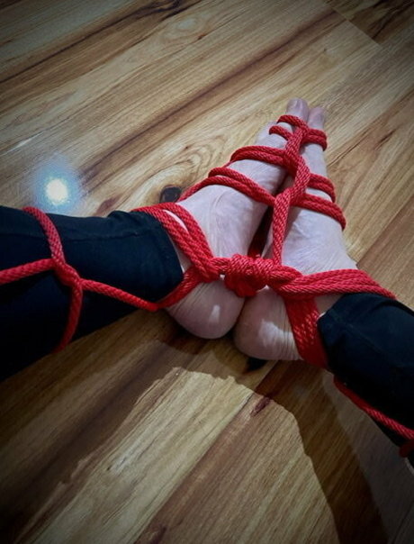 aussiebondagegirl NurlyFans-Pornos