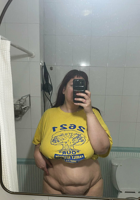 vikki diamond OnlyFans nackte Brüste