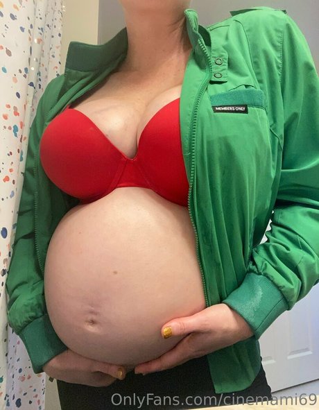 cinemami69 OnlyFans-Fotos