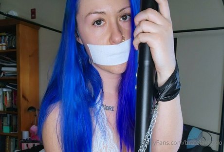 bratelaidetoo OnlyFans kostenlos