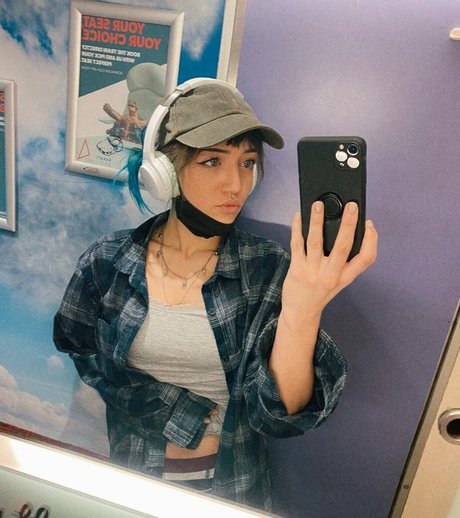 alvieonline Leaked OnlyFans Nacktbilder