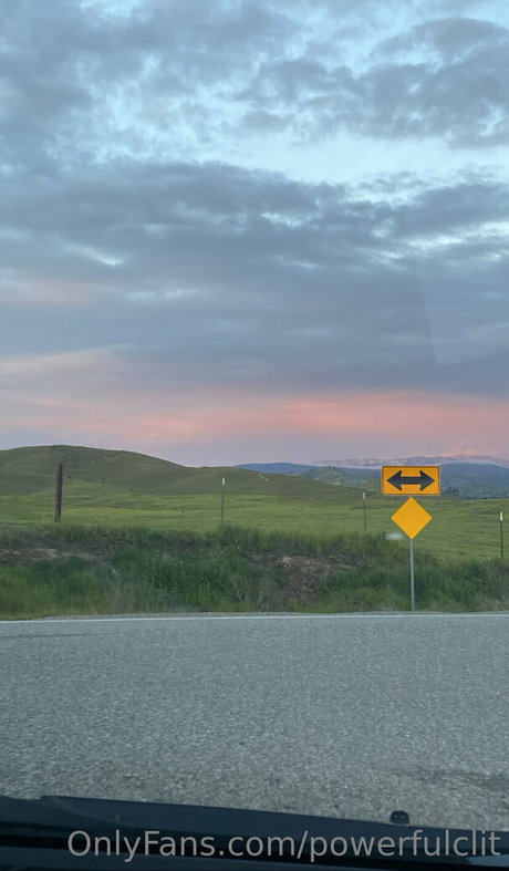 powerfulclit Nacktbilder OnlyFans