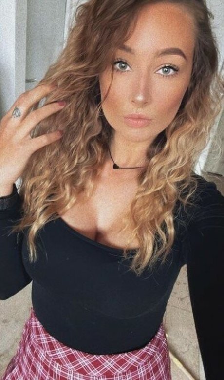 lizzzyfox OnlyFans gratis