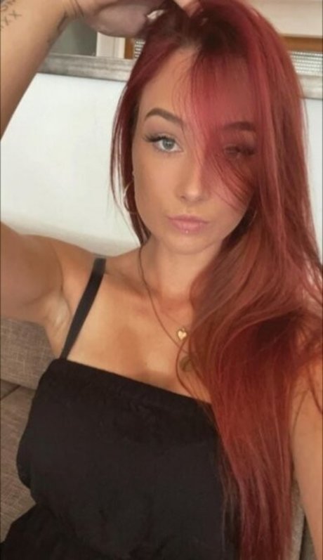 lizzzyfox OnlyFans Model Bilder