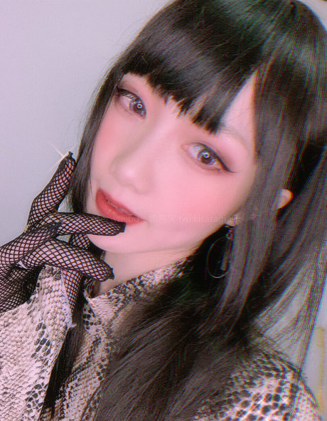 KisaragiAsh OnlyFans-Leaks