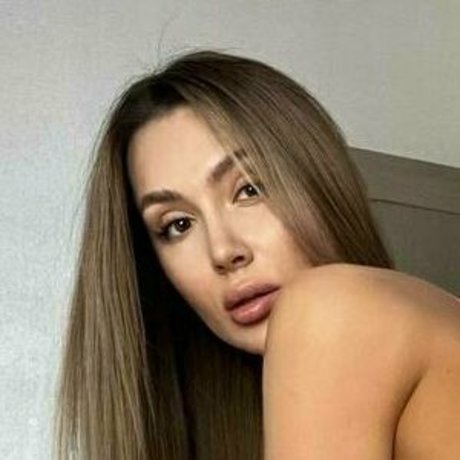 Sunnyluve OnlyFans Leak