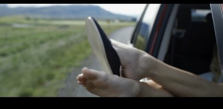 Maika Monroe OnlyFans Leaks